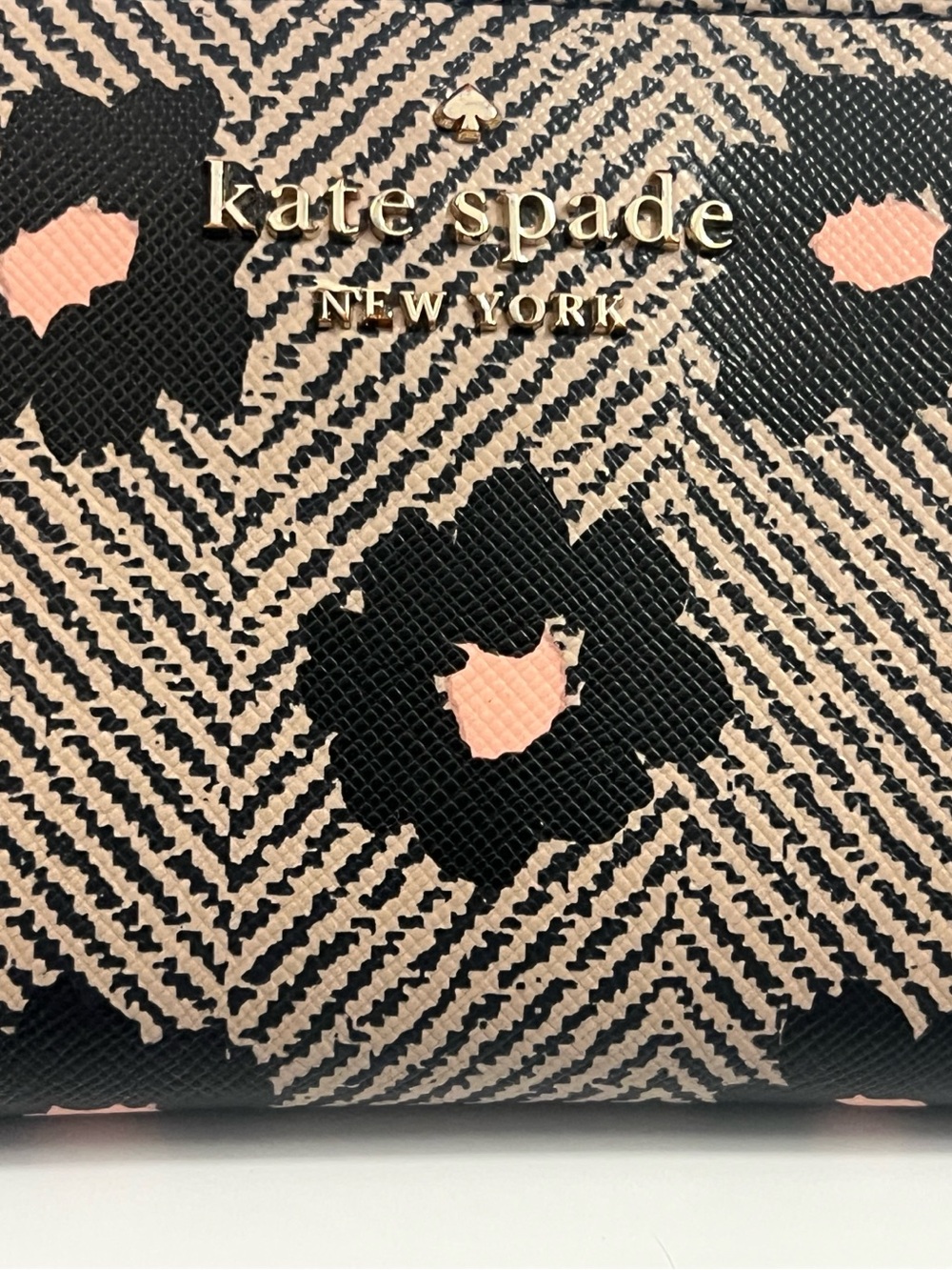 Kate Spade Bifold Wallet black multi herringbone floral pattern - Picture 2 of 16